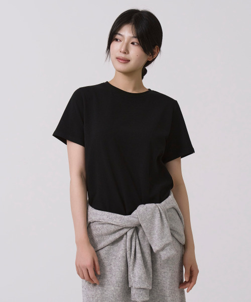 SAYUU(サユ)の「ベーシックテンション半袖Tシャツブラック(Tシャツ/カットソー・レディース・ブラック・FREE)」の4枚目の写真