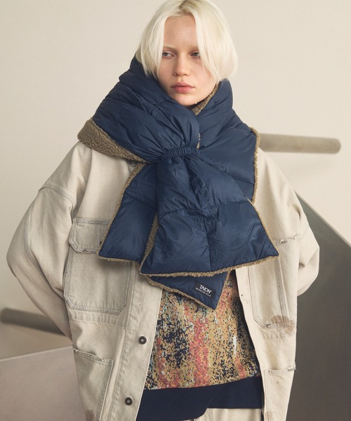 MAISON SPECIAL（メゾンスペシャル）の「《UNISEX》【TAION/タイオン】リバーシブルダウンマフラー【MAISON SPECIAL/メゾンスペシャル】（マフラー・メンズ・ダークネイビー/ブラック/カーキ・FREE）」の8枚目の写真