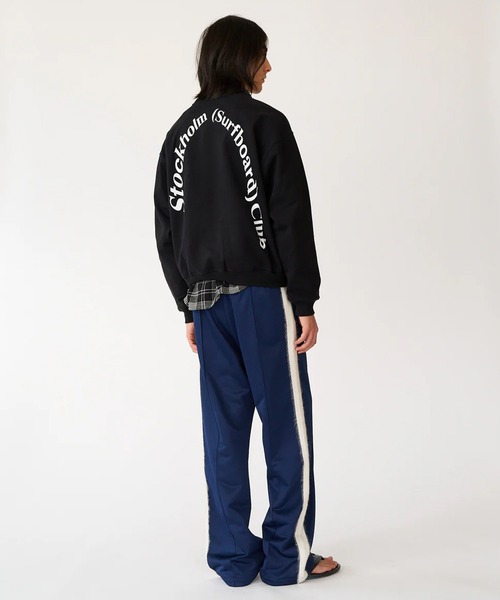 Stockholm Surfboard Club(ストックホルムサーフボードクラブ)の「Stockholm Surfboard Club/ストックホルムサーフボードクラブ トレーナー スウェット クルーネック Back Logo Sweatshirt(スウェット・メンズ・ブラック・S/M/L)」の4枚目の写真