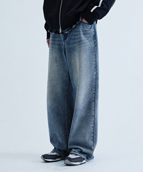 KIIMUIR(キミュア)の「オールデイワイドデニムパンツ_ヴィンテージブルー(デニムパンツ・メンズ・ブルー・SMALL/LARGE/X-LARGE/MEDIUM)」の14枚目の写真