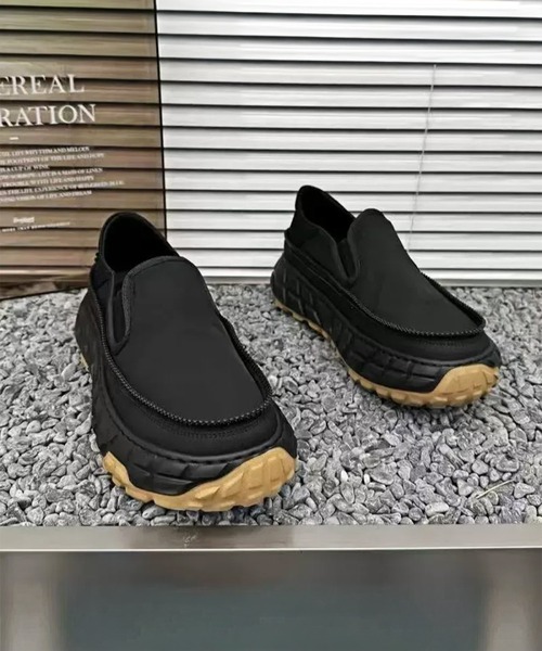 WESTBOY(ウエストボーイ)の「厚底 ボリュームソール ジップデザイン スリッポンスニーカー WO25W18SH04(スニーカー・メンズ・ブラック・44/43/42/41)」の3枚目の写真