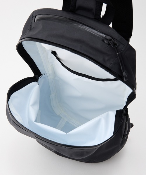 KELTY(ケルティ)の「MonoMax掲載モデル【KELTY】WATER PROOF SLING BAG ウォータープルーフ スリングバッグ(ボディバッグ/ウエストポーチ・メンズ・ブラック・ONE SIZE)」の15枚目の写真