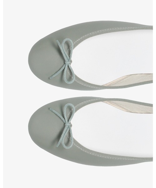 Repetto(レペット)の「Camille バレリーナ - ラバーソール - EUサイズ / V080VE(パンプス・レディース・セージグリーン・39/38/37/36.5/36)」の4枚目の写真