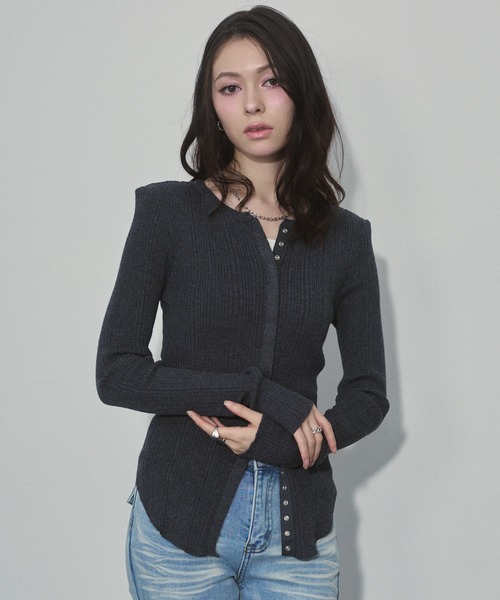 ENVYM（アンビー）の「ランダムリブニットカーディガン（カーディガン/ボレロ・レディース・ブラック/ネイビー/グレー/ベージュ・FREE）」の16枚目の写真