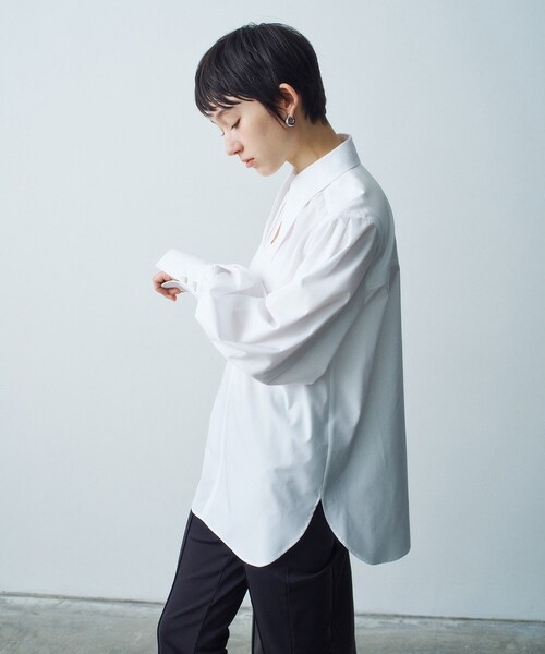 CODE A(コードエー)の「【Re】point neck shirt(シャツ/ブラウス・レディース・ホワイト/ブルー・00)」の9枚目の写真