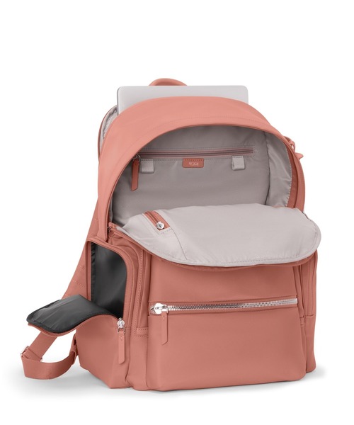 TUMI(トゥミ)の「VOYAGEUR 「セリーナ」バックパック(A4/PC15インチまで対応)(バックパック/リュック・レディース・ピンク系その他・FREE)」の4枚目の写真