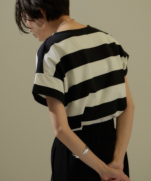 SALON adam et rope'(サロン アダム エ ロペ)の「【WEB限定】ポンチボーダークルーネックTシャツ(Tシャツ/カットソー・レディース・ブラック系その他・FREE)」の20枚目の写真