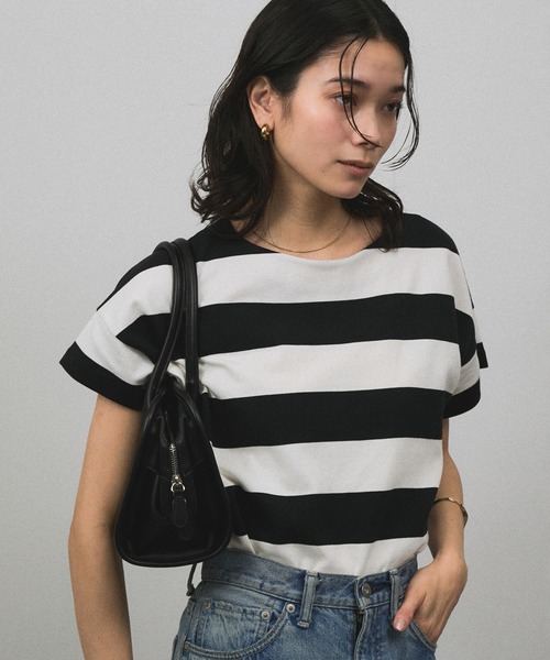 SALON adam et rope'(サロン アダム エ ロペ)の「【WEB限定】ポンチボーダークルーネックTシャツ(Tシャツ/カットソー・レディース・ブラック系その他・FREE)」の17枚目の写真