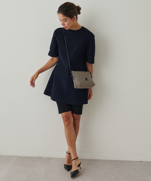 IACUCCI（イアクッチ）の「モノグランマ ポーチSD JACQUARD/RUGA（ショルダーバッグ・レディース・ブラック・FREE）」の7枚目の写真