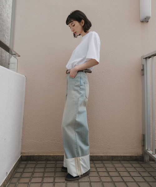 adidas（アディダス）の「adidas/アディダス ビンテージ ワイドレッグ ジーンズ ロールアップデザイン ワイド デニムパンツ 秋 秋服 2026年秋冬（デニムパンツ・レディース・ライトブルー・24inch/25inch/26inch/27inch/28inch/29inch/30inch）」の14枚目の写真