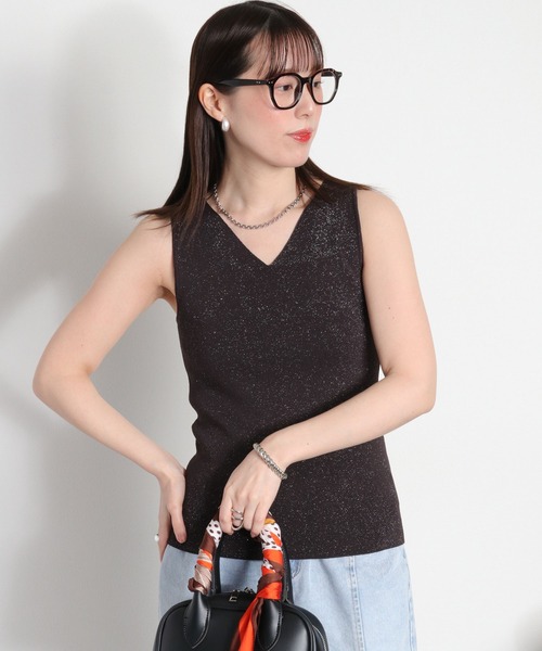 cepo（セポ）の「〈前後2way〉ラメソウバリニットタンクトップ（タンクトップ・レディース・ブラック/オフホワイト/ベージュ・M）」の4枚目の写真