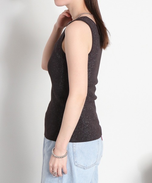 cepo（セポ）の「〈前後2way〉ラメソウバリニットタンクトップ（タンクトップ・レディース・ブラック/オフホワイト/ベージュ・M）」の5枚目の写真