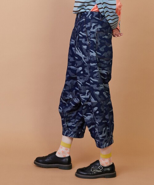 FRAPBOIS(フラボア)の「プラージュデニム パンツ(その他パンツ・レディース・ブルー/ネイビー・1/2)」の3枚目の写真