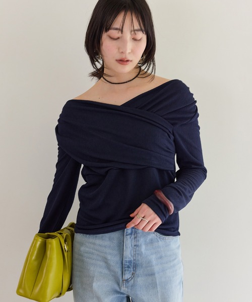 VIS(ビス)の「シアードレープトップス/イージーケア(Tシャツ/カットソー・レディース・サックスブルー/オフホワイト/ネイビー・FREE)」の2枚目の写真