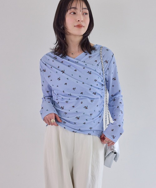 VIS(ビス)の「シアードレープトップス/イージーケア(Tシャツ/カットソー・レディース・サックスブルー/オフホワイト/ネイビー・FREE)」の7枚目の写真