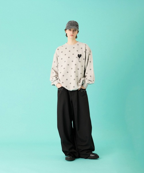 ONCILY(オンシェリー)の「DOT PATTERN HEART LOGO DRAW CODE SWEAT / ドットハートロゴドローコードスウェット(スウェット・メンズ・ブラック/杢グレー・LARGE/MEDIUM/SMALL)」の9枚目の写真