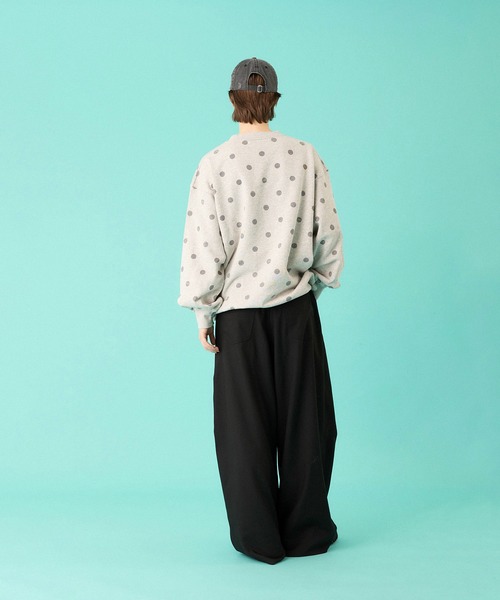 ONCILY(オンシェリー)の「DOT PATTERN HEART LOGO DRAW CODE SWEAT / ドットハートロゴドローコードスウェット(スウェット・メンズ・ブラック/杢グレー・LARGE/MEDIUM/SMALL)」の10枚目の写真