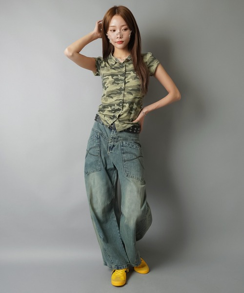 SPINNS(スピンズ)の「前ポケット付きバルーンパンツ/ステッチ(デニムパンツ・レディース・サックスブルー/ネイビー・ONESIZE)」の9枚目の写真