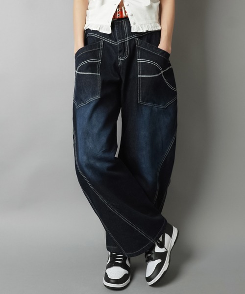 SPINNS(スピンズ)の「前ポケット付きバルーンパンツ/ステッチ(デニムパンツ・レディース・サックスブルー/ネイビー・ONESIZE)」の18枚目の写真
