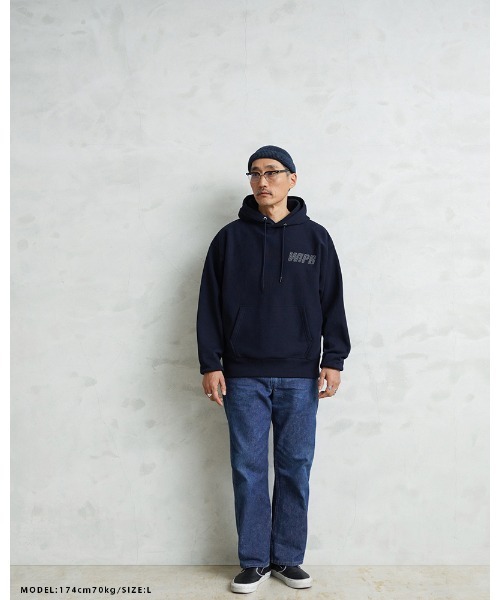 WAIPER.inc(ワイパーインク)の「WAIPER.inc REFLECTIVE LOGO プルオーバーパーカー【WP1175】(パーカー・メンズ・ネイビー/ブラック・XL/L/M/XXL/S)」の14枚目の写真