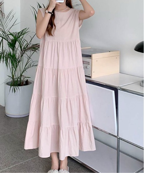 Maison Calme(メゾンカルム)の「【26年春夏新作】3 色展開ノースリーブ ティアードワンピース レディース 夏 ロング丈(ワンピース・レディース・ブラック/ピンク/ベージュ・F)」の5枚目の写真