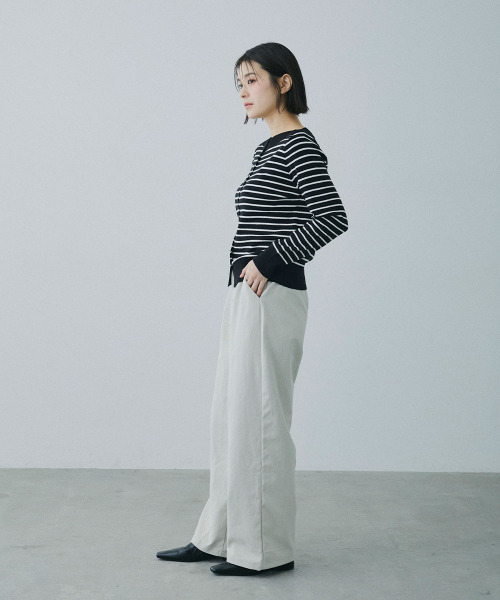Mirette(ミレット)の「センターライン セミワイドストレートパンツ / Center Line Semi-Wide Straight Pants(スラックス・レディース・カーキ/ブラウン/オフホワイト・SMALL/MEDIUM/LARGE)」の14枚目の写真