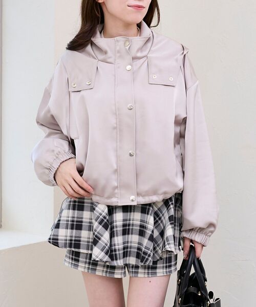 【新品】かなりお買い得⭐︎Elastic ブルゾン　これからのシーズン大活躍！ エミ 撥水 ギャザーフーディーブルゾン レディース emmi | スポーツ
