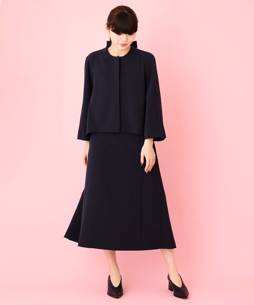 Ranerrh(ラネリ)の「【NAVY】8261-030702NV バックリボンジャケット【お受験・入卒式・結婚式】【セットアップ展開有】【オフィス/ビジネスにも使える】ネイビーシリーズ(ノーカラージャケット・レディース・ネイビー・40/38)」の17枚目の写真