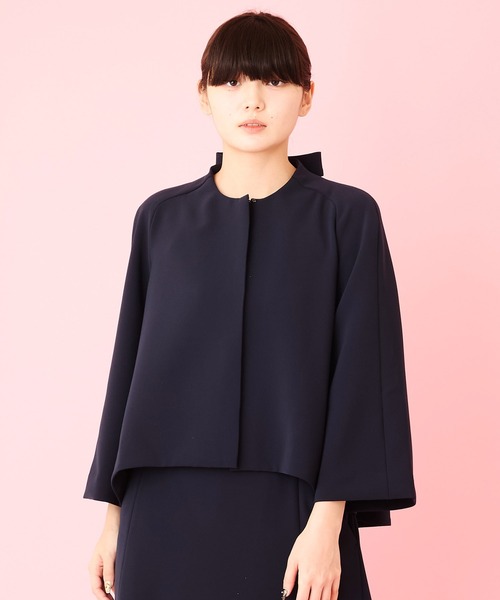 Ranerrh(ラネリ)の「【NAVY】8261-030702NV バックリボンジャケット【お受験・入卒式・結婚式】【セットアップ展開有】【オフィス/ビジネスにも使える】ネイビーシリーズ(ノーカラージャケット・レディース・ネイビー・40/38)」の2枚目の写真