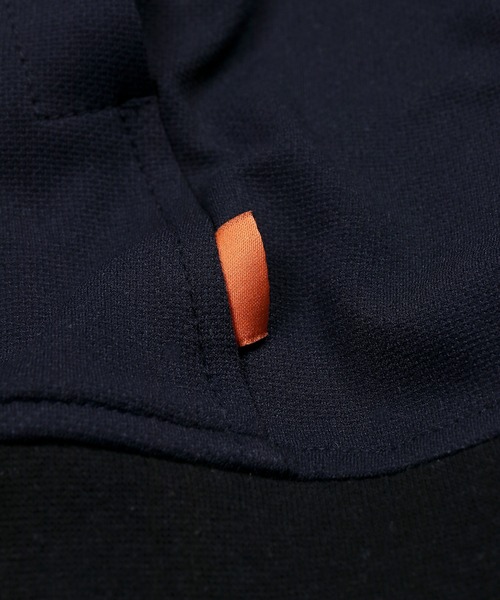 The DUFFER of ST.GEORGE（ザダファーオブセントジョージ）の「[360° THE CIRCLE STRETCH] BY WONDER SHAPE：セットアップ対応 サークルストレッチ MA-1 / フライトジャケット / ワンダーシェイプ / 軽量アウター / ボンバージャケット（MA-1・メンズ・ネイビー/ブラック・X-LARGE/LARGE/MEDIUM/SMALL）」の15枚目の写真