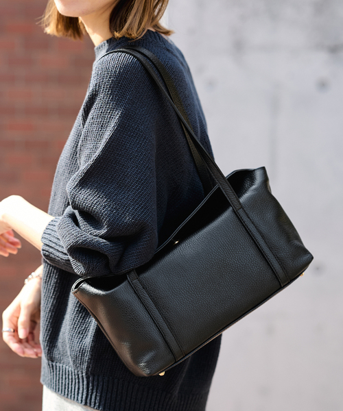 FRAMeWORK(フレームワーク)の「AULENTTI/オウレンティ ロングハンドルバッグ(ショルダーバッグ・レディース・ベージュ/ブラック・FREE)」の1枚目の写真