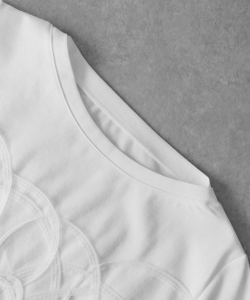 antiqua（アンティカ）の「立体刺繍 テープデザイン Tシャツ（Tシャツ/カットソー・レディース・ホワイト/ブラック・ONESIZE）」の13枚目の写真