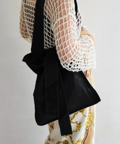 ITTI（イッチ）の「ITTI/イッチ/MARY INSIDE OUT TOTE - M / CERATO BRIGHT【2026年秋冬入荷モデル】（トートバッグ・レディース・ブラック/ブラウン・F）」の17枚目の写真