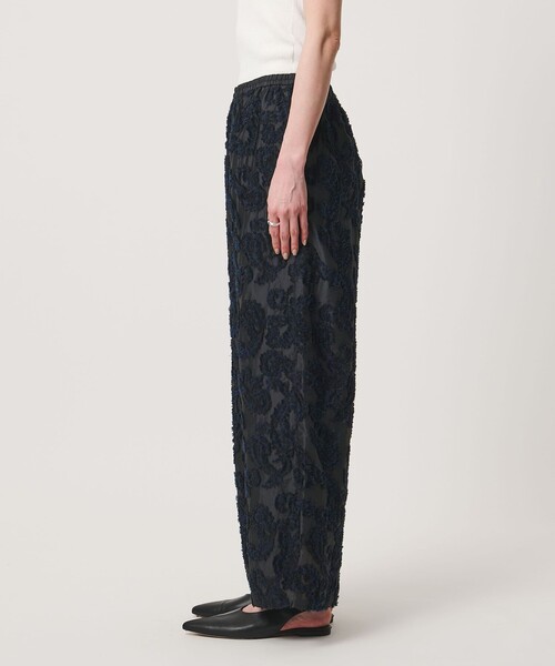 UNITED ARROWS（ユナイテッドアローズ）の「カット ジャガード ストレート パンツ ‐ウォッシャブル‐（その他パンツ・レディース・ネイビー・38/36）」の5枚目の写真