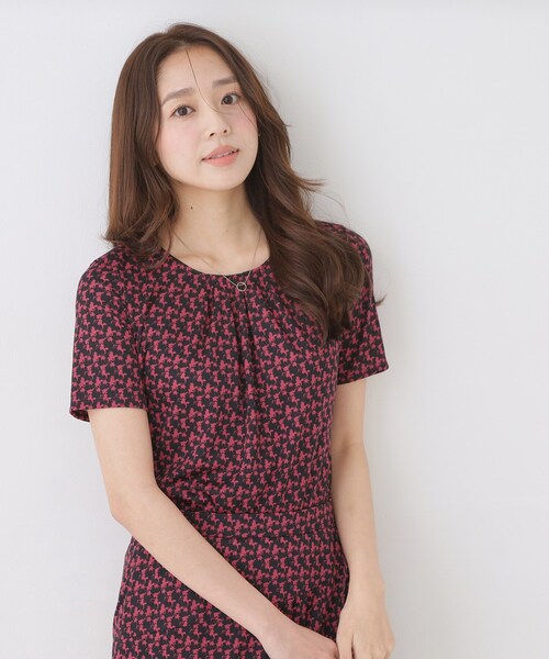 COUP DE CHANCE(クードシャンス)の「【手洗い可/日本製/セットアップ可】幾何柄カットソー(Tシャツ/カットソー・レディース・ピンク系/ダークブラウン系/ブラック系・40/38/36/34)」の3枚目の写真