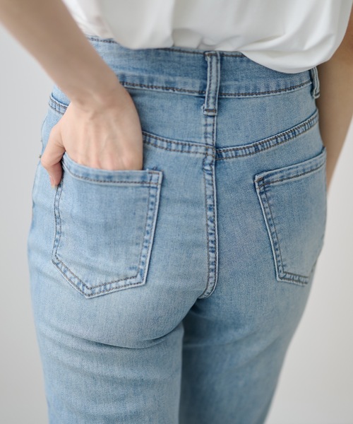 DAYRA（デイラ）の「ハイウエスト セミワイド ストレート デニム パンツ（デニムパンツ・レディース・ブルー・S/XL/L/M）」の13枚目の写真