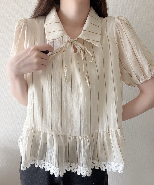 Nana(ナナ)の「ストライプリボンシアーブラウス(シャツ/ブラウス・レディース・ホワイト/ベージュ・FREE)」の2枚目の写真
