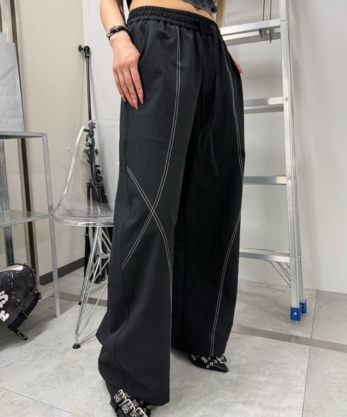 Figments(フィグメンツ)の「ステッチバルーントラックパンツ(その他パンツ・レディース・ブラック・FREE)」の3枚目の写真