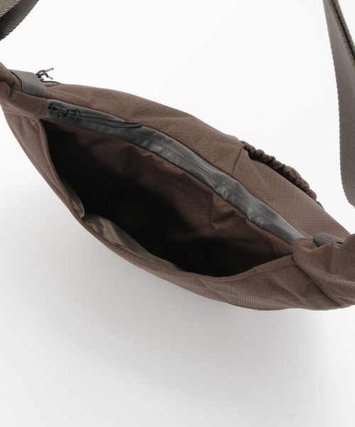 SEALSON(シールソン)の「SEALSON / シールソン M1 CROSSBODY BAG BROWN(ショルダーバッグ・メンズ・ブラウン・FREE)」の2枚目の写真