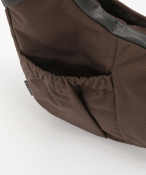 SEALSON(シールソン)の「SEALSON / シールソン M1 CROSSBODY BAG BROWN(ショルダーバッグ・メンズ・ブラウン・FREE)」の3枚目の写真
