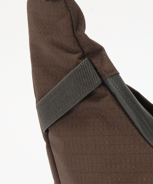 SEALSON(シールソン)の「SEALSON / シールソン M1 CROSSBODY BAG BROWN(ショルダーバッグ・メンズ・ブラウン・FREE)」の5枚目の写真