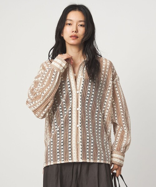 green label relaxing(グリーンレーベルリラクシング)の「カラミレース シャツ(シャツ/ブラウス・レディース・ブラック/ベージュ・FREE)」の9枚目の写真