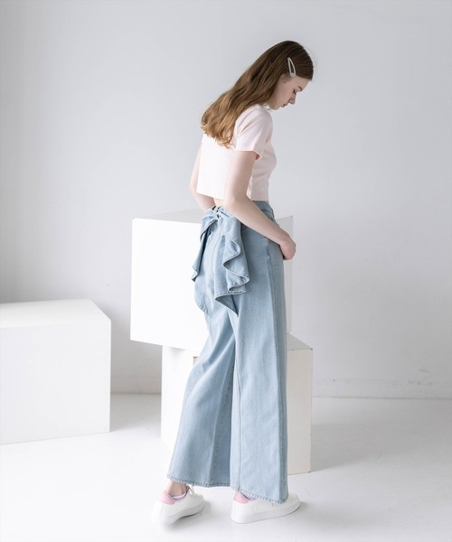 clear（クリア）の「バックリボンワイドデニムパンツ［ガーリー／骨格ナチュラル／カジュアル］（デニムパンツ・レディース・ブルー/ライトブルー・M/PS/S）」の12枚目の写真