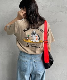The Endless Summer（エンドレスサマー）の「[THE ENDLESS SUMMER エンドレスサマー] 別注 BUHI HUNTINGTON バックプリントTシャツ（Tシャツ/カットソー）」