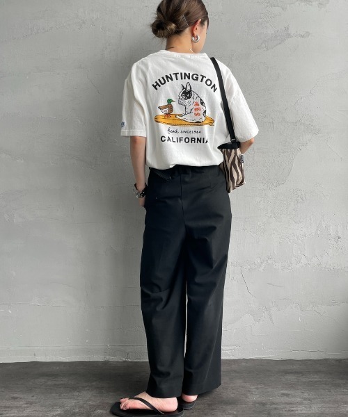 The Endless Summer（エンドレスサマー）の「[THE ENDLESS SUMMER/エンドレスサマー] 別注 BUHI HUNTINGTON バックプリントTシャツ（Tシャツ/カットソー・レディース・ホワイト/ブラック/ベージュ・M/L/S/XL）」の4枚目の写真