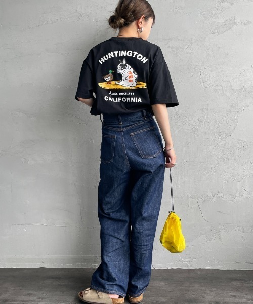 The Endless Summer（エンドレスサマー）の「[THE ENDLESS SUMMER/エンドレスサマー] 別注 BUHI HUNTINGTON バックプリントTシャツ（Tシャツ/カットソー・レディース・ホワイト/ブラック/ベージュ・M/L/S/XL）」の7枚目の写真
