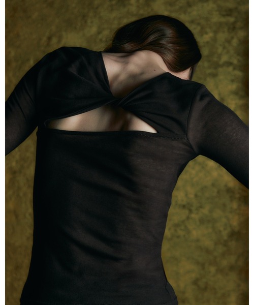 IRIS47(イリスフォーセブン)の「【IRIS 47】fault tops/フォルト トップス(Tシャツ/カットソー・レディース・ホワイト/ブラウン/ライトブルー・FREE)」の4枚目の写真