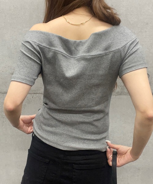 ROGER AND RAW(ロジャーアンドロウ)の「リブ半袖ワンショルトップス(Tシャツ/カットソー・レディース・ライトカーキ/ホワイト/ブラック/スミクロ/グレー・FREE)」の15枚目の写真