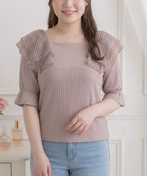 p courge(ピークルジュ)の「ギンガムチュールフリルリブ半袖カットソー(Tシャツ/カットソー・レディース・ベージュ/オフホワイト/ブラック・LL/3L)」の1枚目の写真