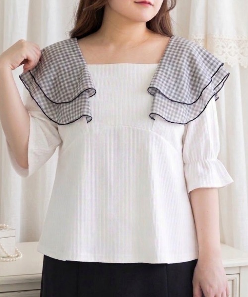 p courge(ピークルジュ)の「ギンガムチュールフリルリブ半袖カットソー(Tシャツ/カットソー・レディース・ベージュ/オフホワイト/ブラック・LL/3L)」の2枚目の写真